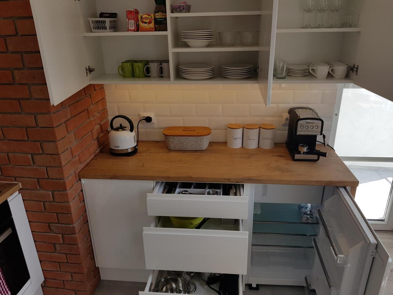 Pod Jasna Gora Apartament 23 Czestochowa Bagian luar foto