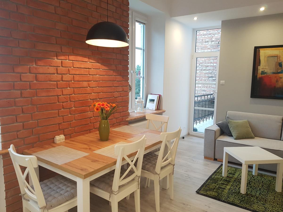 Pod Jasna Gora Apartament 23 Czestochowa Bagian luar foto