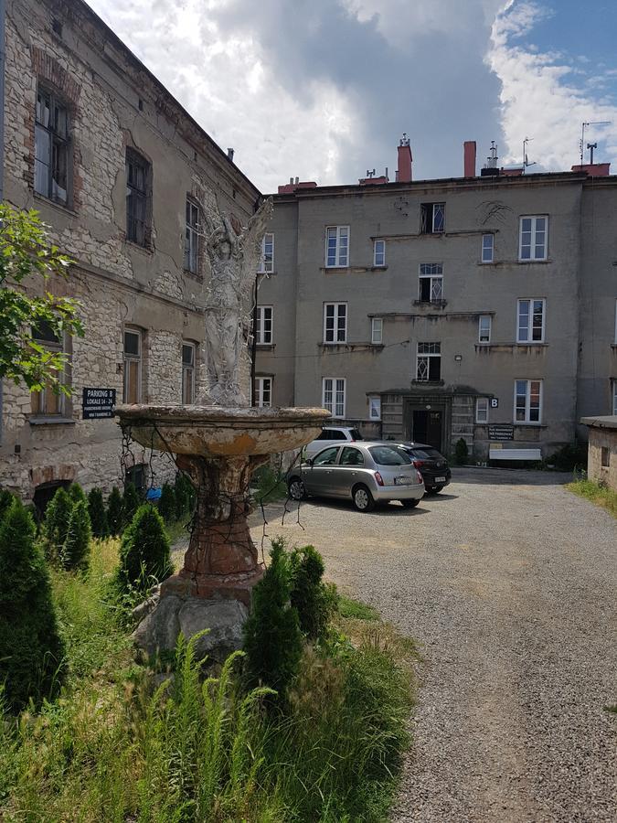 Pod Jasna Gora Apartament 23 Czestochowa Bagian luar foto